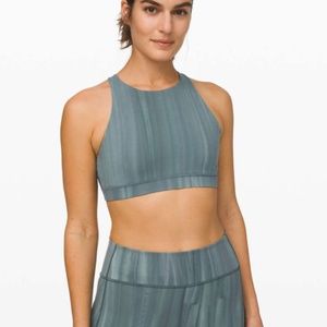 Lululemon Energy High Neck Sports Bra